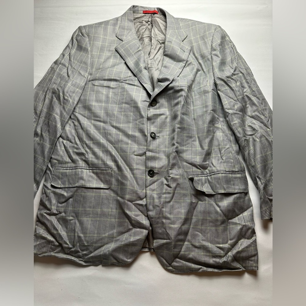 Asaia 100% bamboo sport coat. Gray and small checkered pattern. Size 58 8R